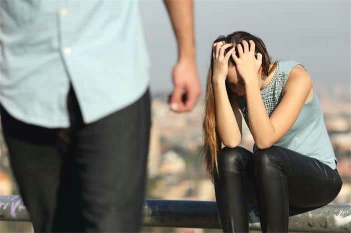 2025以夫妻名义同居算不算重婚?